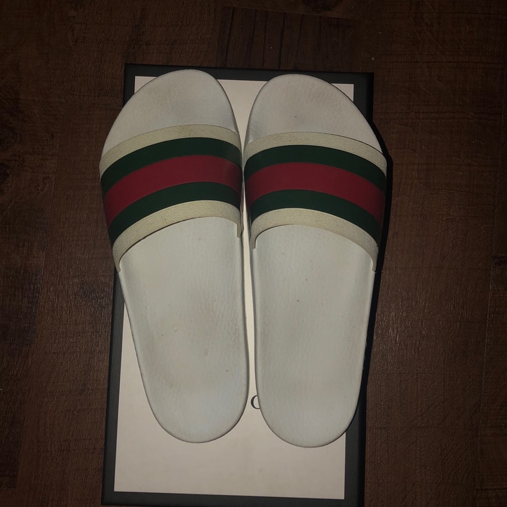 Gucci flip flops